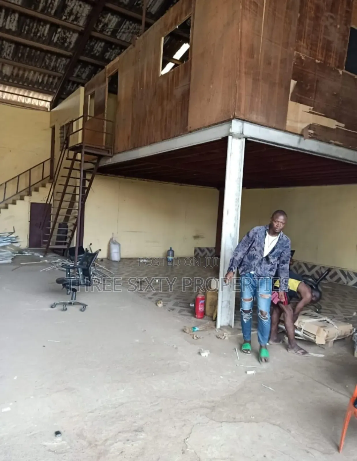 450sqm Warehouse With Office
