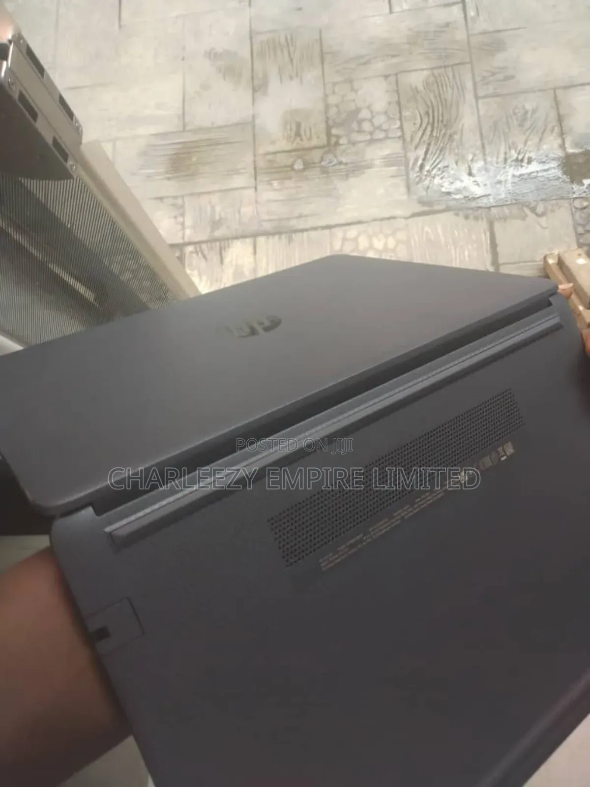 Laptop HP 240 G8 8GB Intel Pentium SSD 256GB