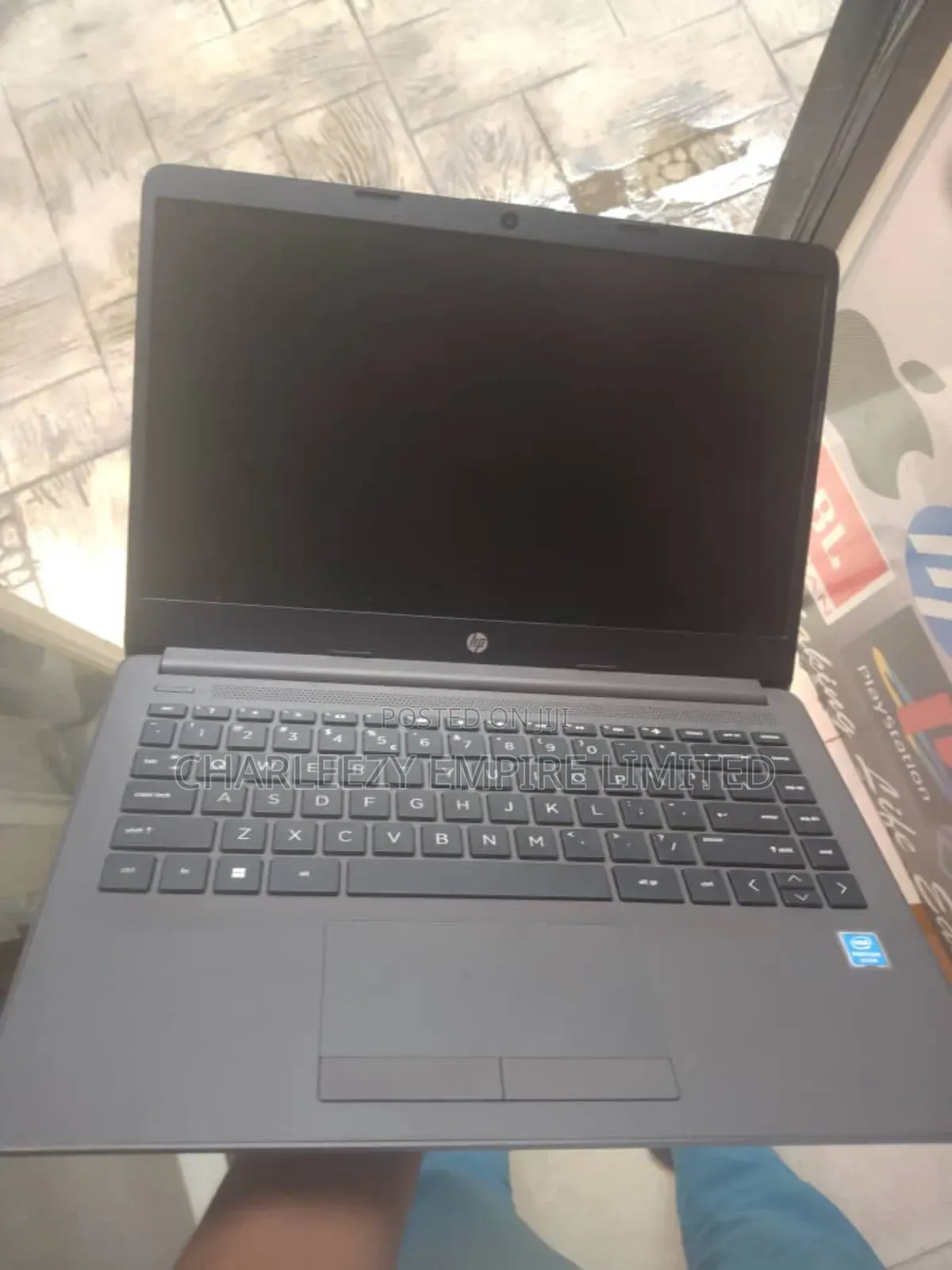 Laptop HP 240 G8 8GB Intel Pentium SSD 256GB