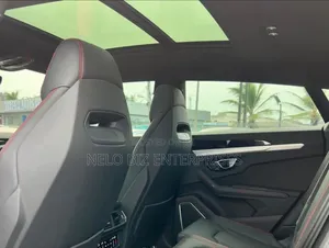 Lamborghini Urus Base 4dr AWD 2020 Red
