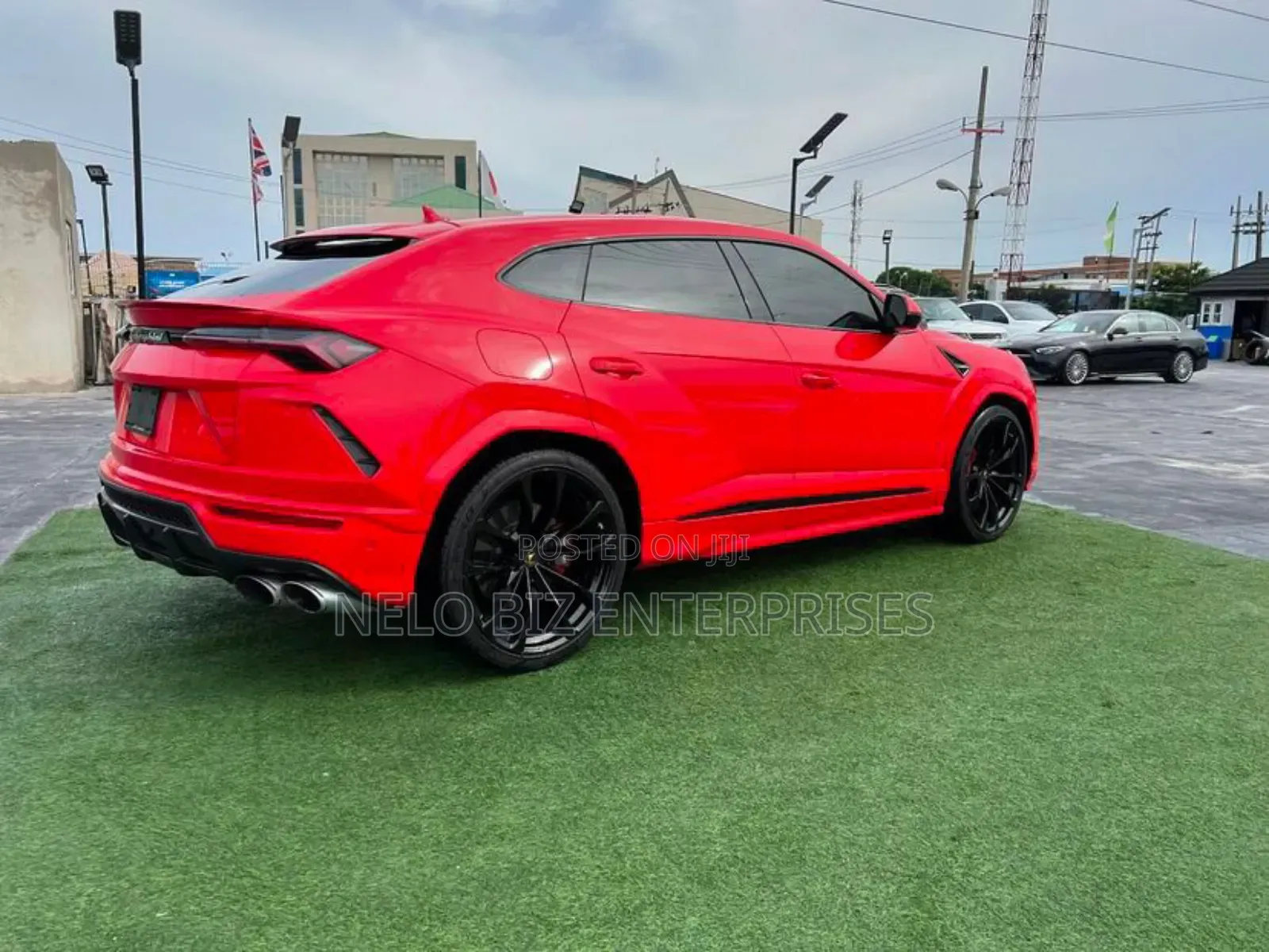 Lamborghini Urus Base 4dr AWD 2020 Red