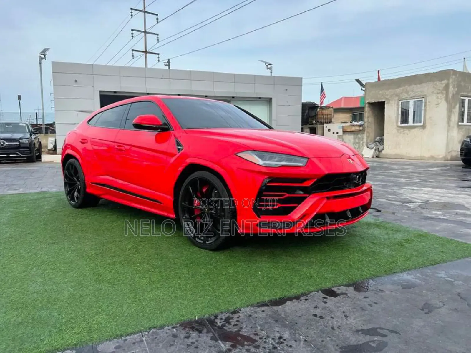 Lamborghini Urus Base 4dr AWD 2020 Red