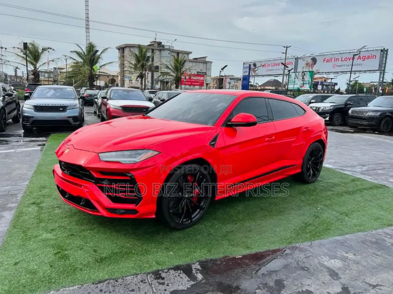 Lamborghini Urus Base 4dr AWD 2020 Red