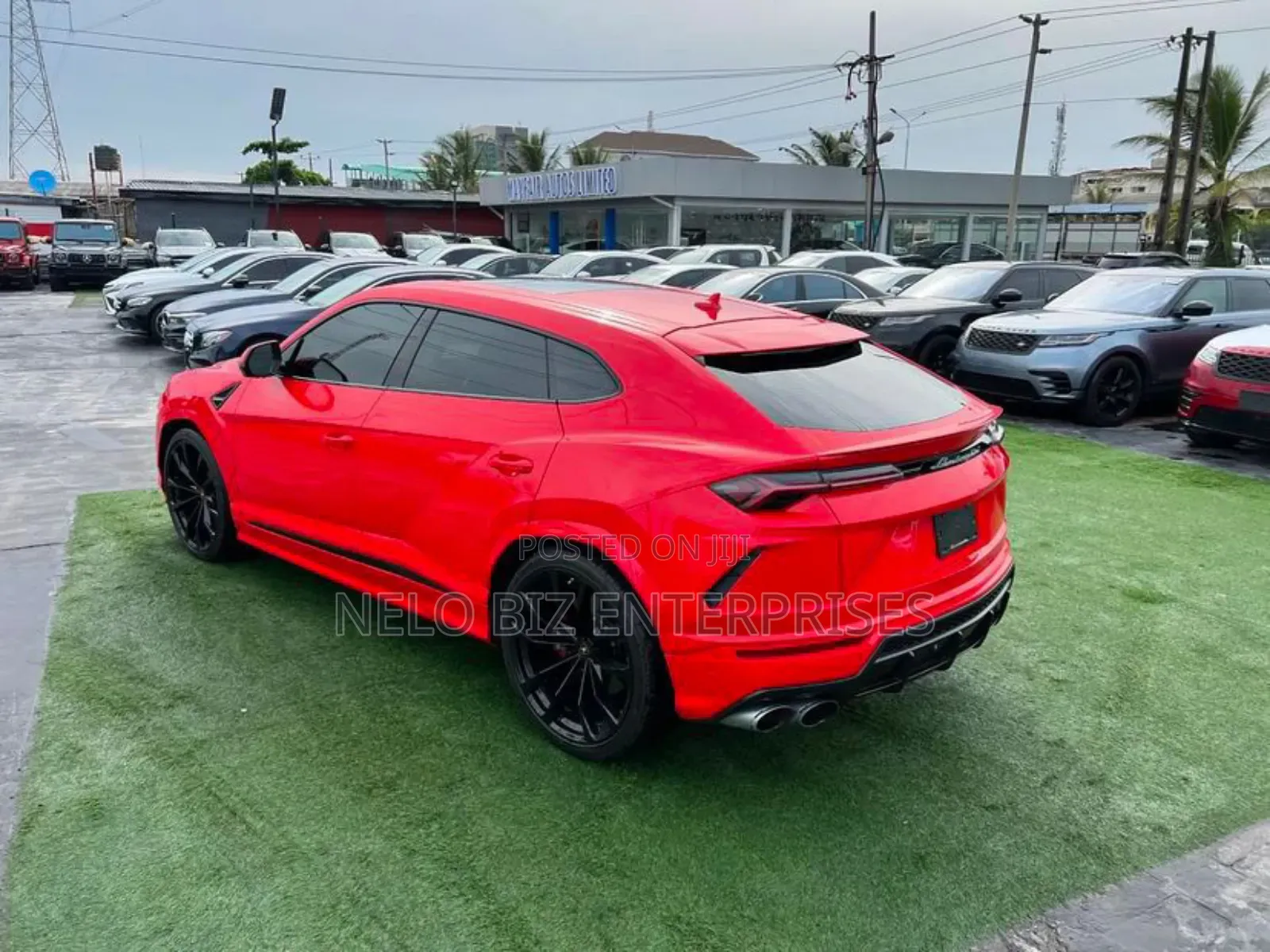 Lamborghini Urus Base 4dr AWD 2020 Red