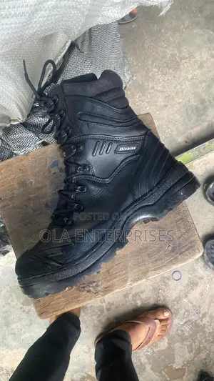 Dickies Steel Toe Safety Boots