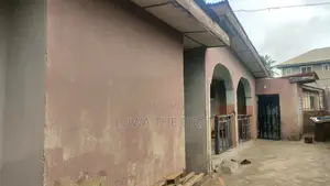 3bdrm Bungalow in Ibadan Polytechnic/University for sale