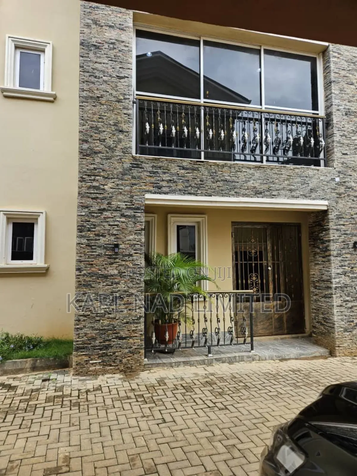 5bdrm Duplex in Estate, Asokoro for rent