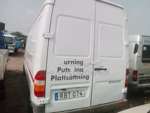 Mercedes-Benz Sprinter 2003 White