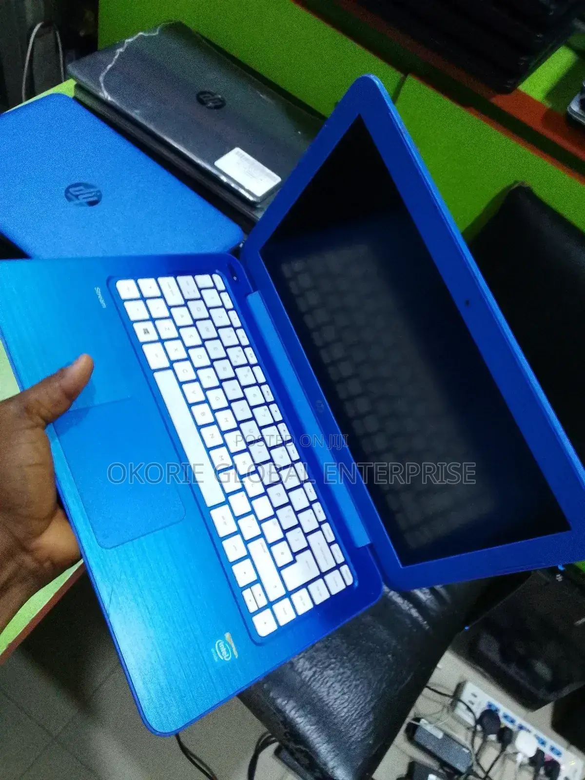 Laptop HP 4GB SSD 32GB