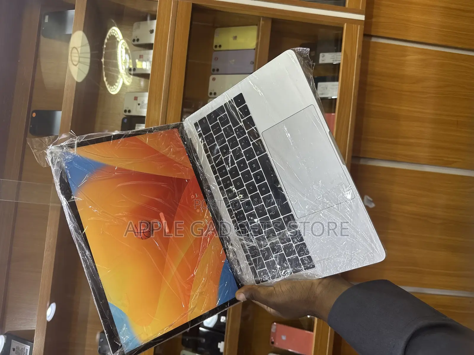 Laptop Apple MacBook Pro 2017 16GB Intel Core I7 SSD 256GB