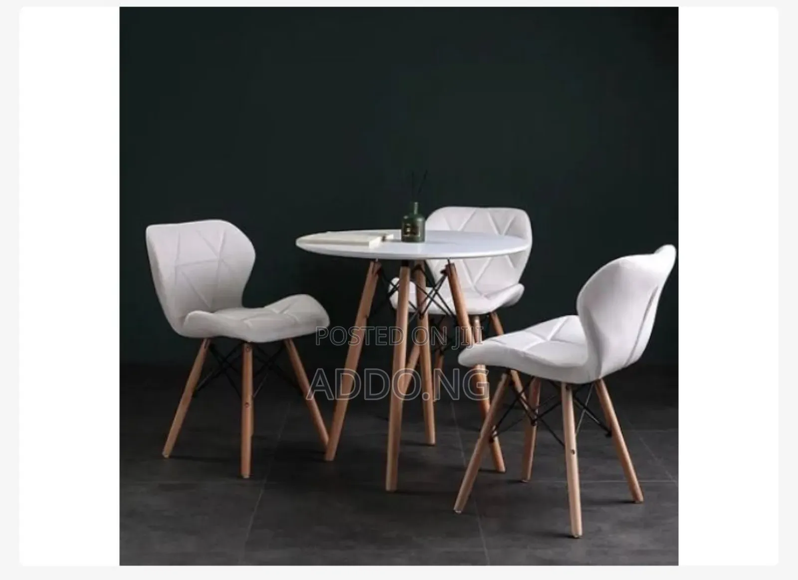 Dinning Table With Three Chairs