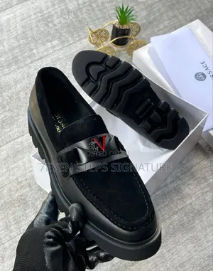 Photo - The Black Versace