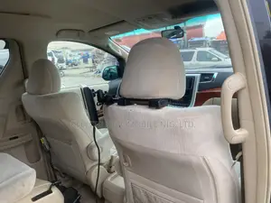 Toyota Vellfire 2015