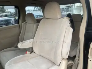 Toyota Vellfire 2015