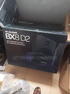 M-Audio Bx8-D2 Studio Monitor