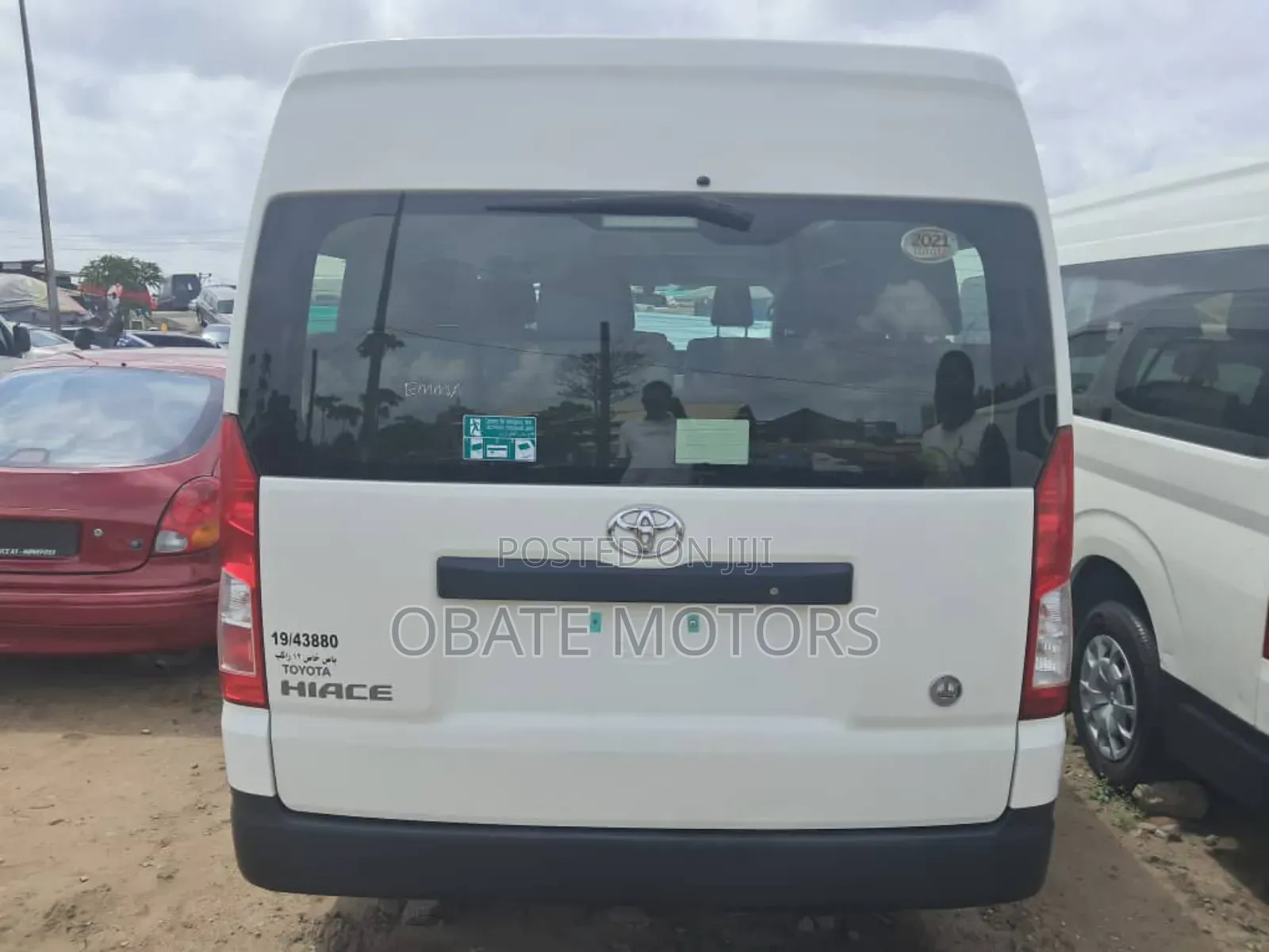 Toyota HiAce 2021 White