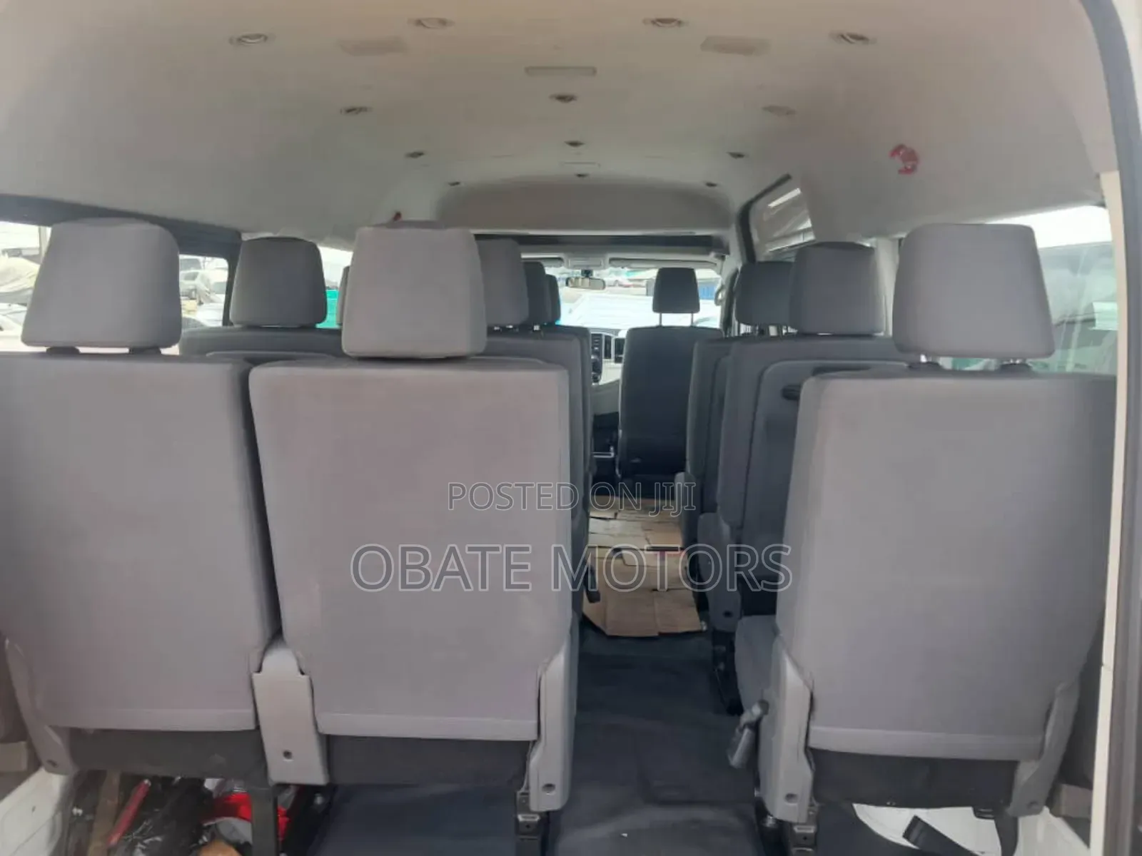 Toyota HiAce 2021 White