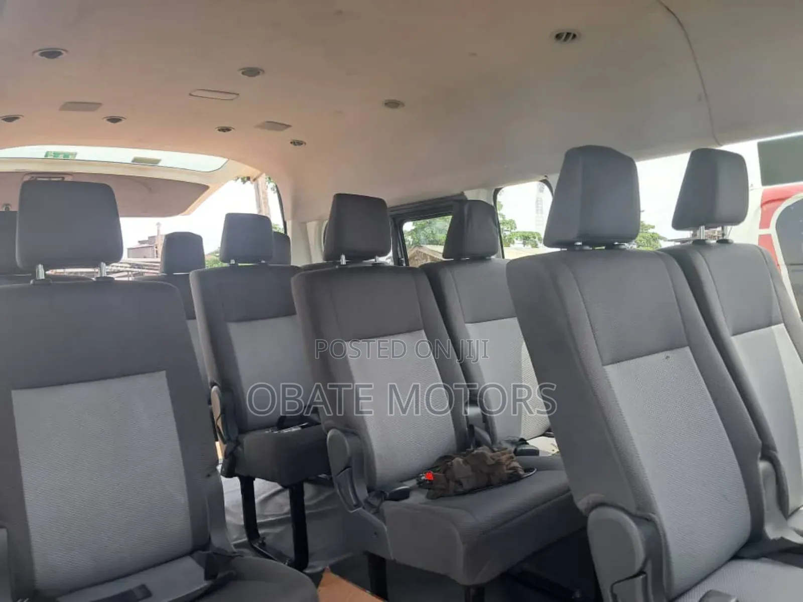 Toyota HiAce 2021 White