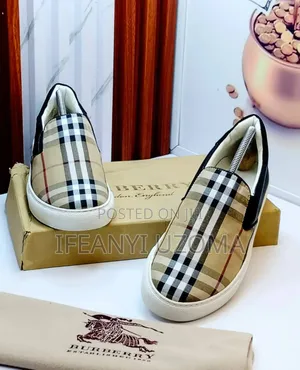 Exclusive Burberry Luxury Designer Shoe