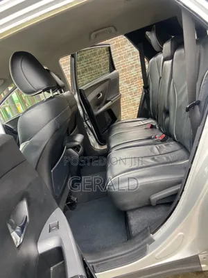 Toyota Venza XLE 4dr Wagon AWD (3.5L 6cyl 6A) 2014 Silver