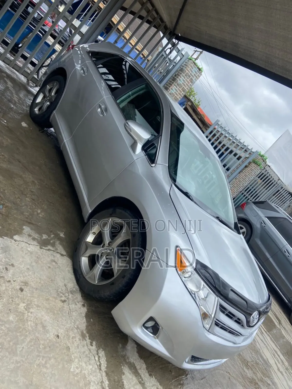 Toyota Venza XLE 4dr Wagon AWD (3.5L 6cyl 6A) 2014 Silver