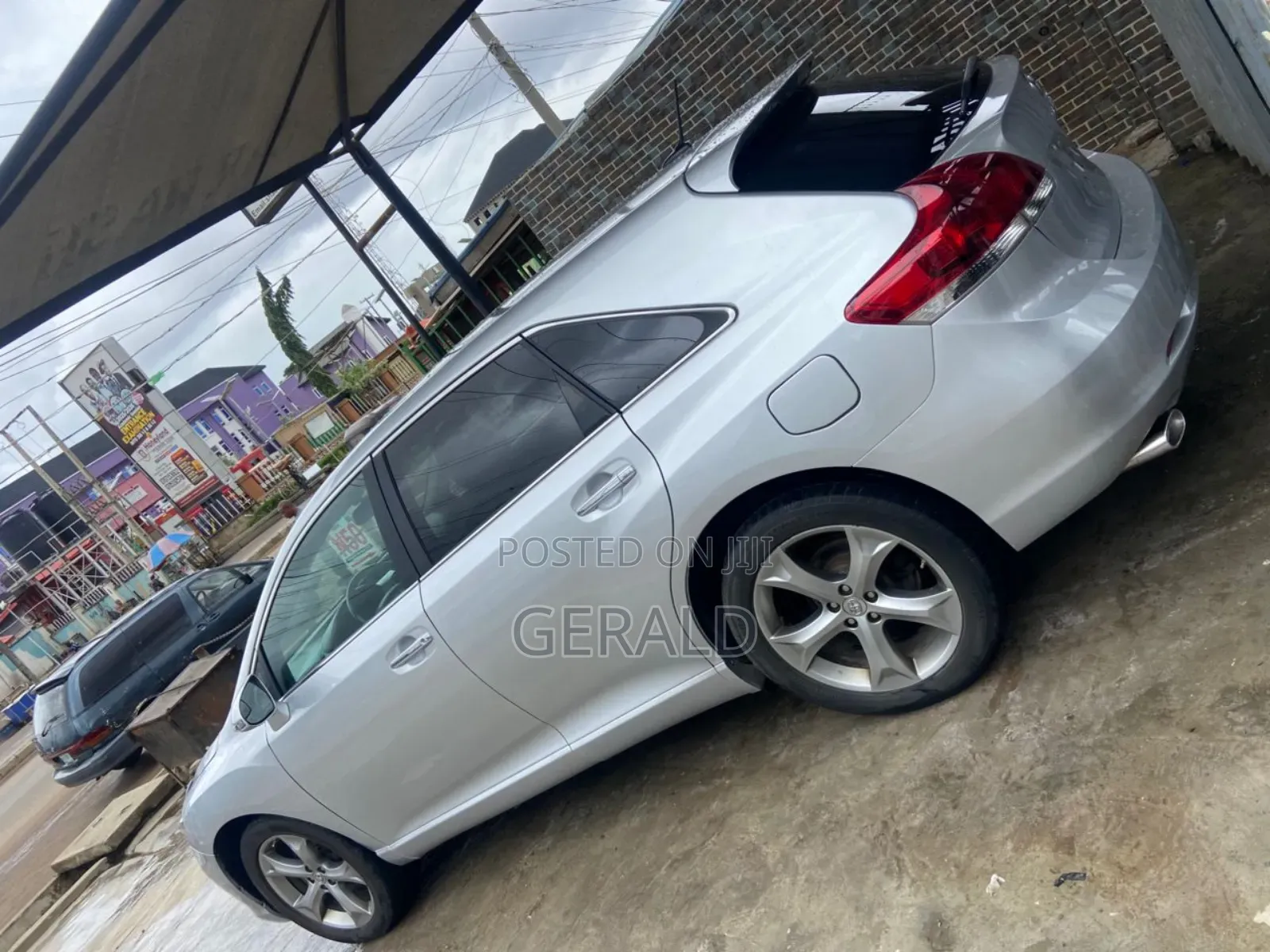Toyota Venza XLE 4dr Wagon AWD (3.5L 6cyl 6A) 2014 Silver