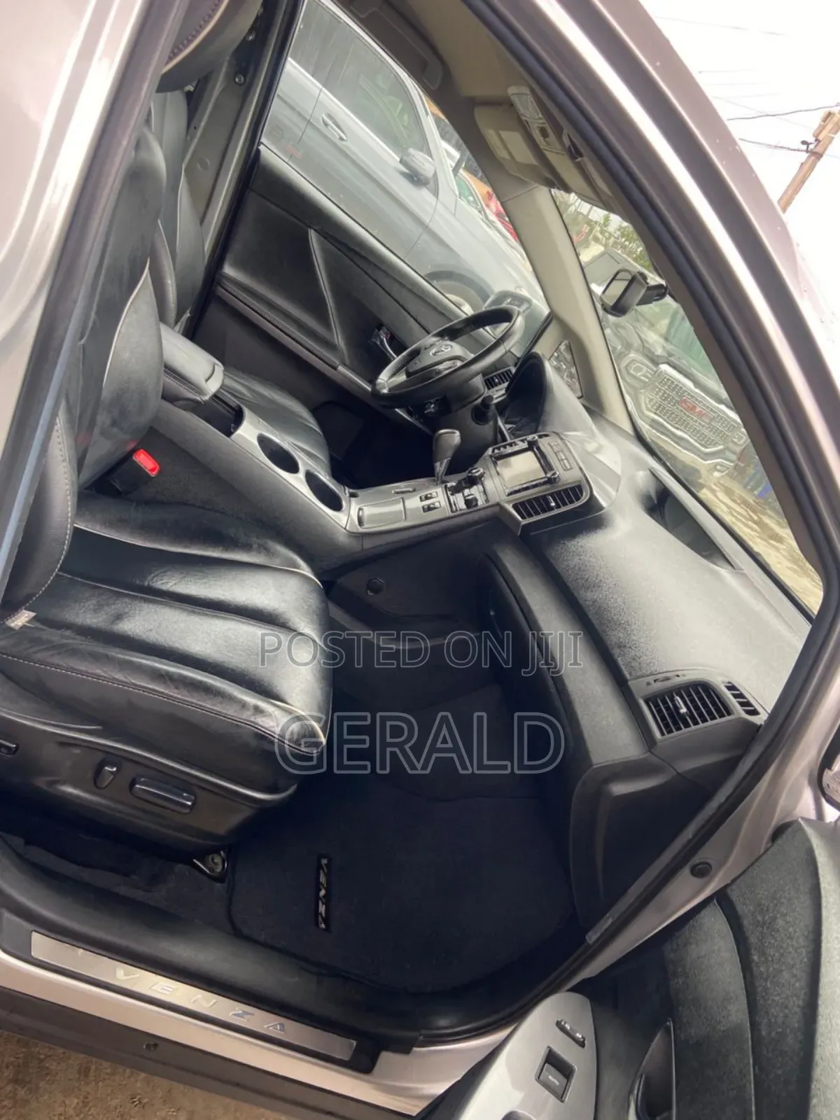 Toyota Venza XLE 4dr Wagon AWD (3.5L 6cyl 6A) 2014 Silver