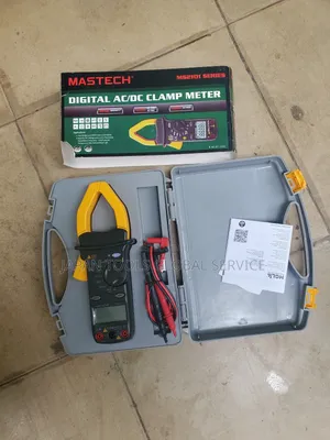 Digital Clamp Meter