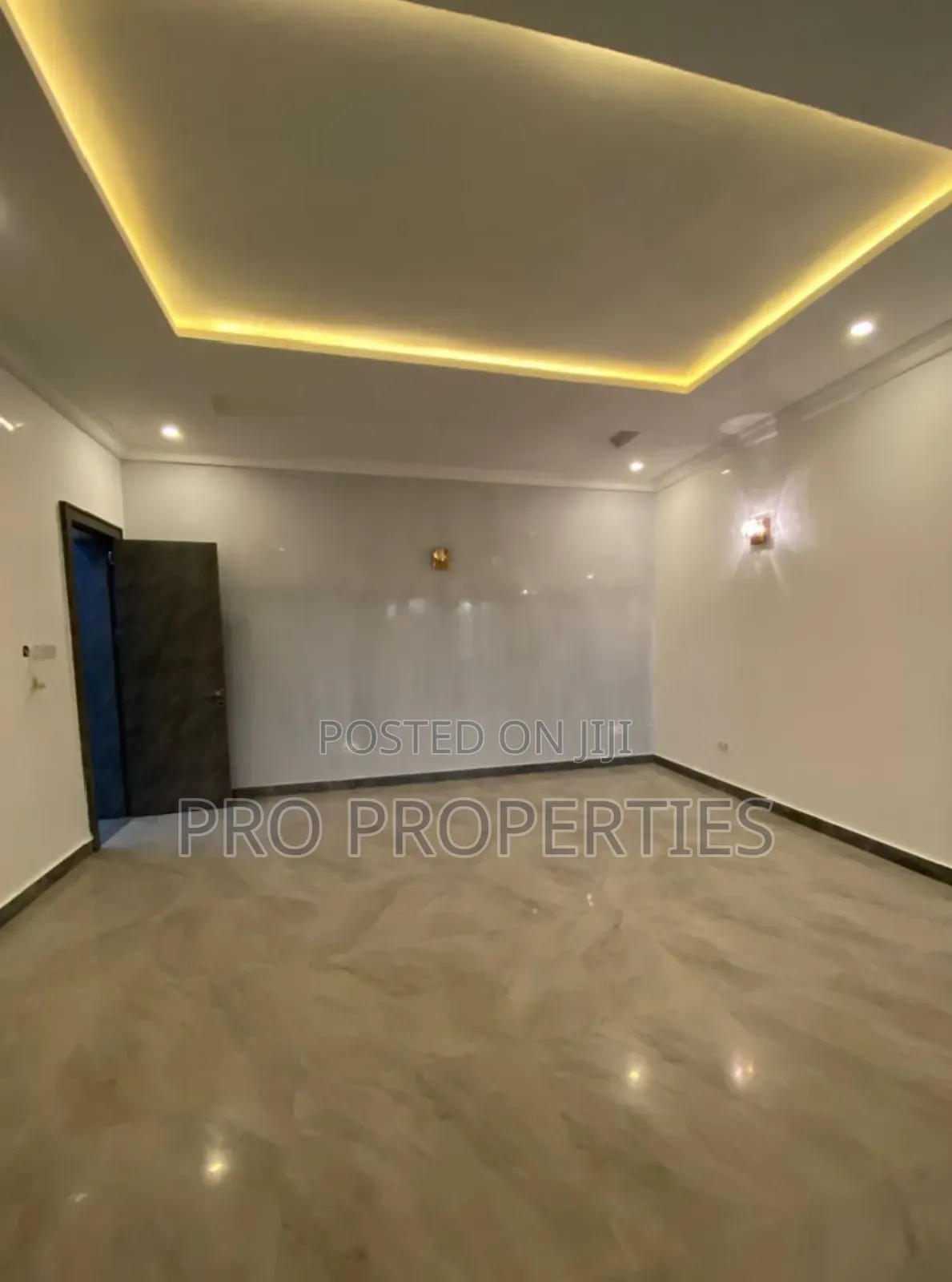 5bdrm Duplex in Apo By Ceder Crest for rent