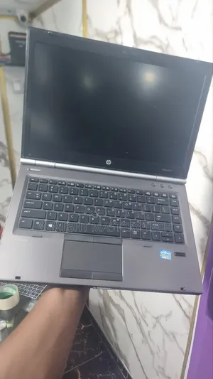 Laptop HP EliteBook 8470W 8GB Intel Core I7 HDD 1T