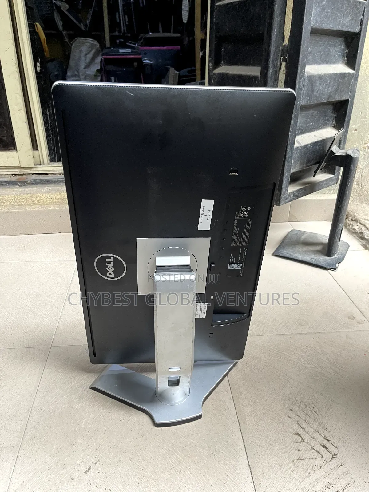 24 Inches Dell Ultra Monitor