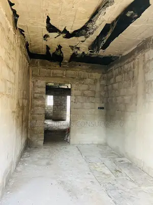 3bdrm Block of Flats in Nivada, Life Camp for sale