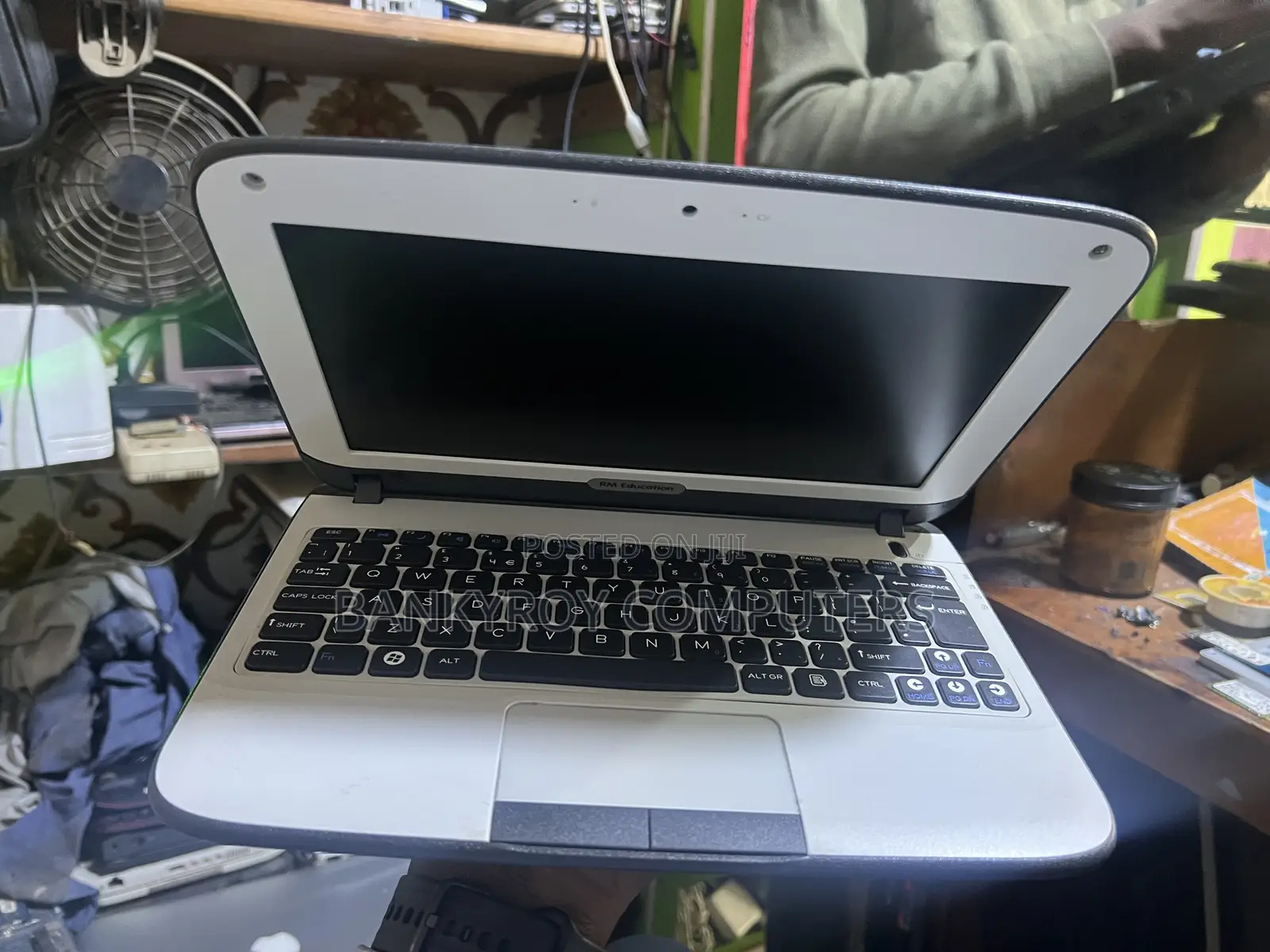 Laptop RM Minibook 120 2GB Intel Atom HDD 250GB