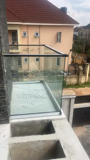 Frameless Balcony Design