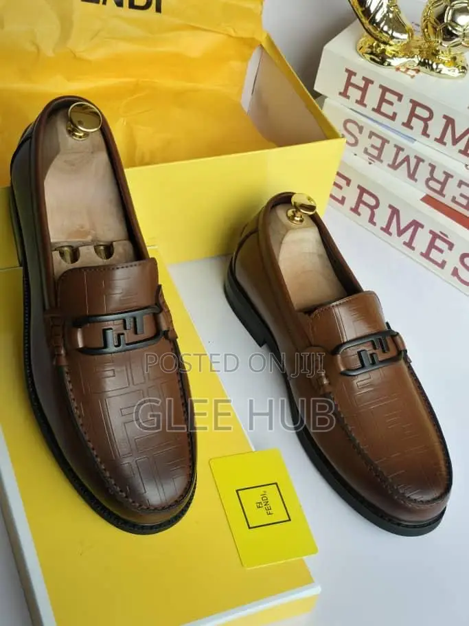Fendi High Quality Flat Shoes