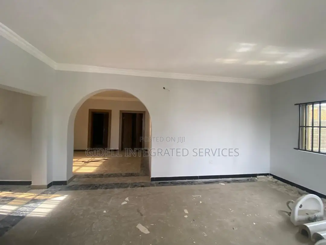 3bdrm Apartment in Area 8 for rent