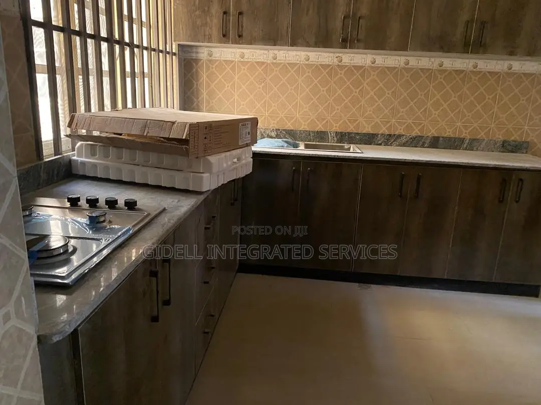 3bdrm Apartment in Area 8 for rent