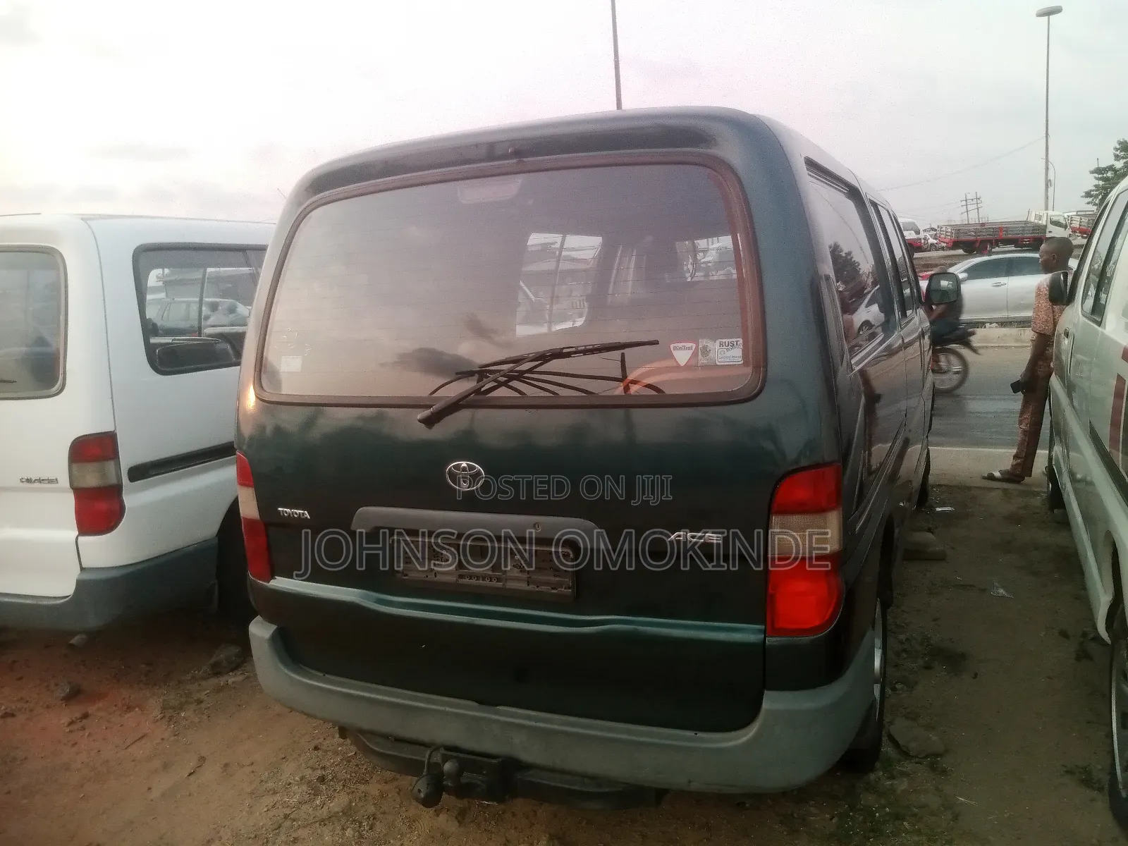 Toyota HiAce 2004 Green