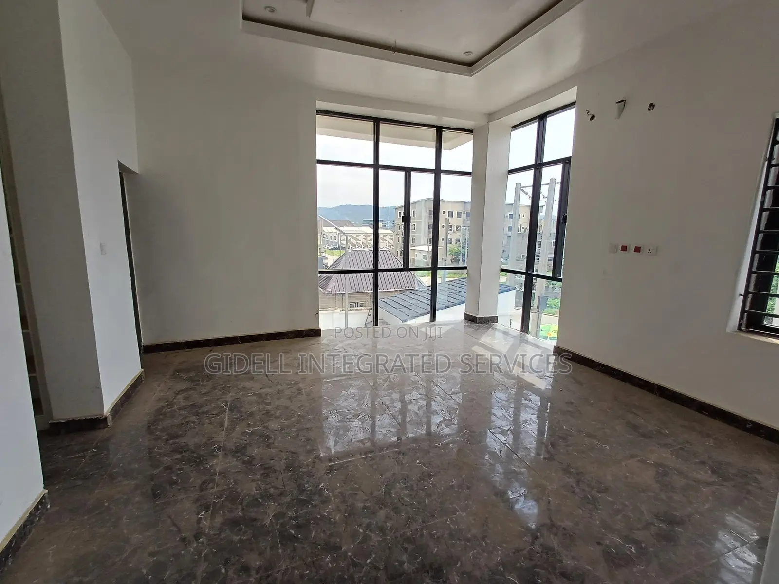 4bdrm Townhouse / Terrace in Jahi for rent