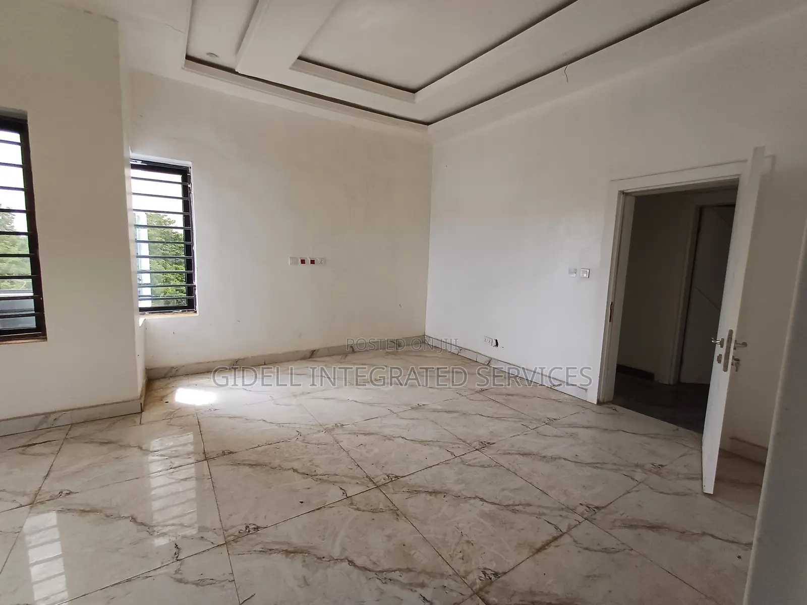 4bdrm Townhouse / Terrace in Jahi for rent