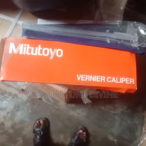 Mitutoyo Manual Caliper 12inches(300mm)