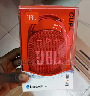 Clip 4 JBL Speaker