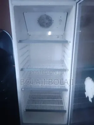 Neatly Used Bottle Cooler