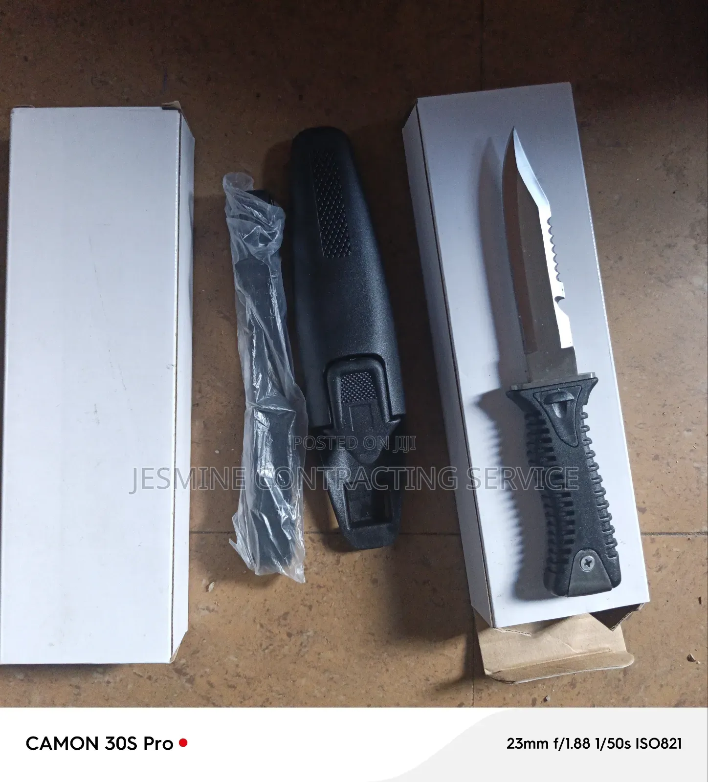 Divers Knife With Straps