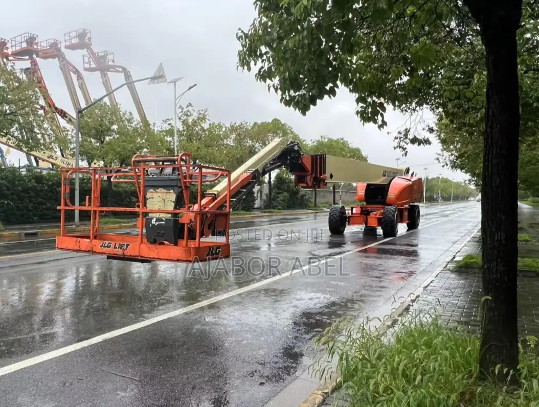 JLG Ariel Platform