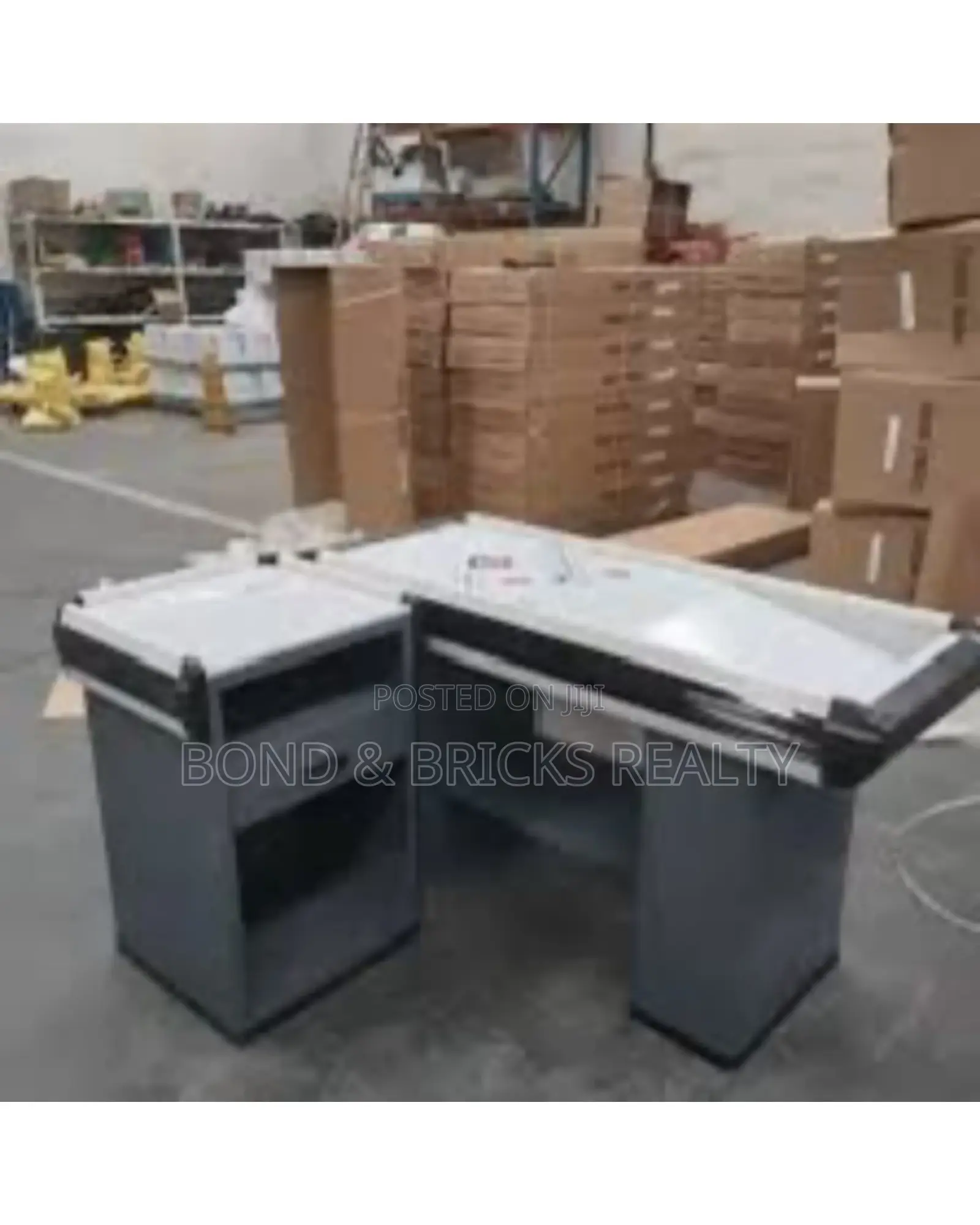 Cash Out Table (Grey)