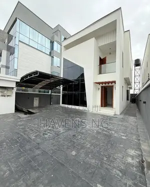 5bdrm Duplex in Chevron for sale