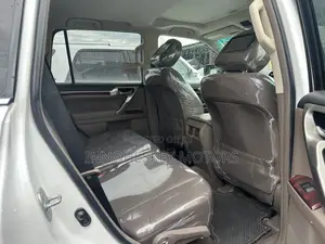 Lexus GX 460 Premium 2011 White