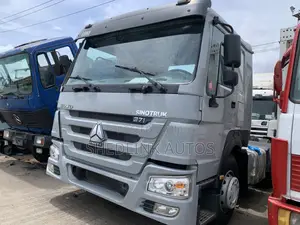 Direct Foreign Used Howo Tractor Unit