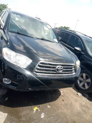 Toyota Highlander 4x4 2008 Gray